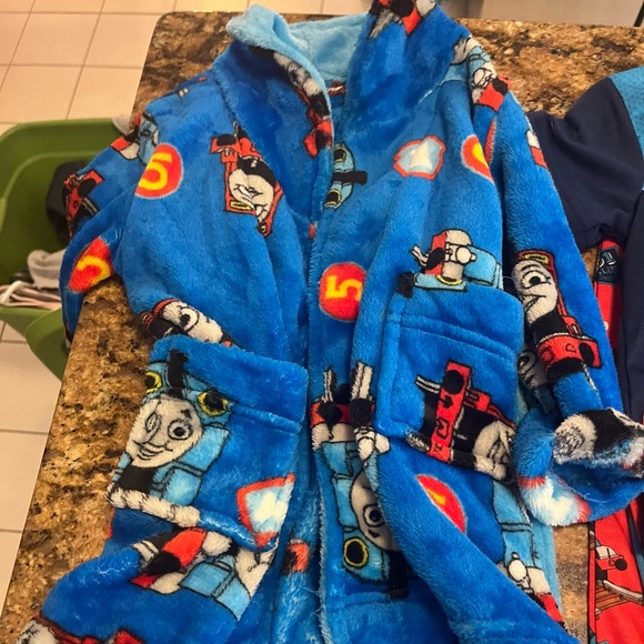 Thomas the Train Pajamas & Bathrobe - Picture 2 of 7